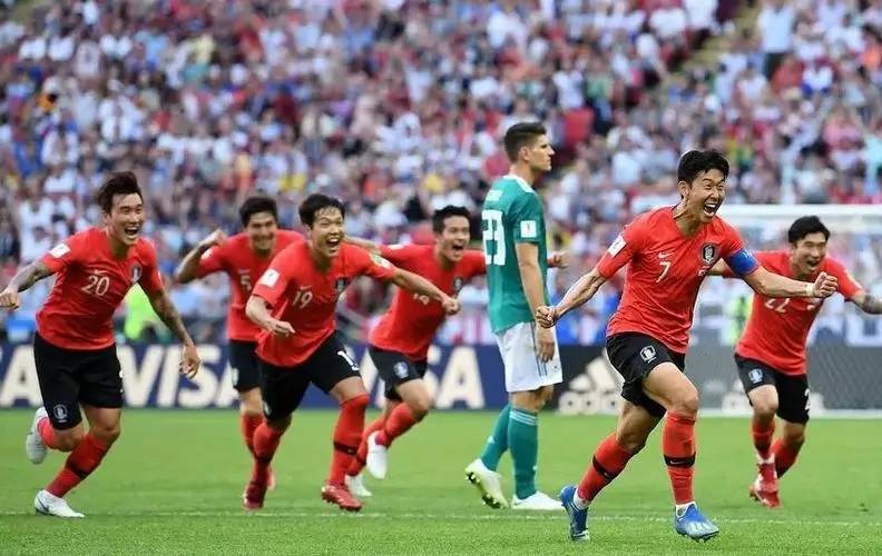 韩国队在亚洲杯赛中大获全胜 韩国队在亚洲杯赛中大获全胜