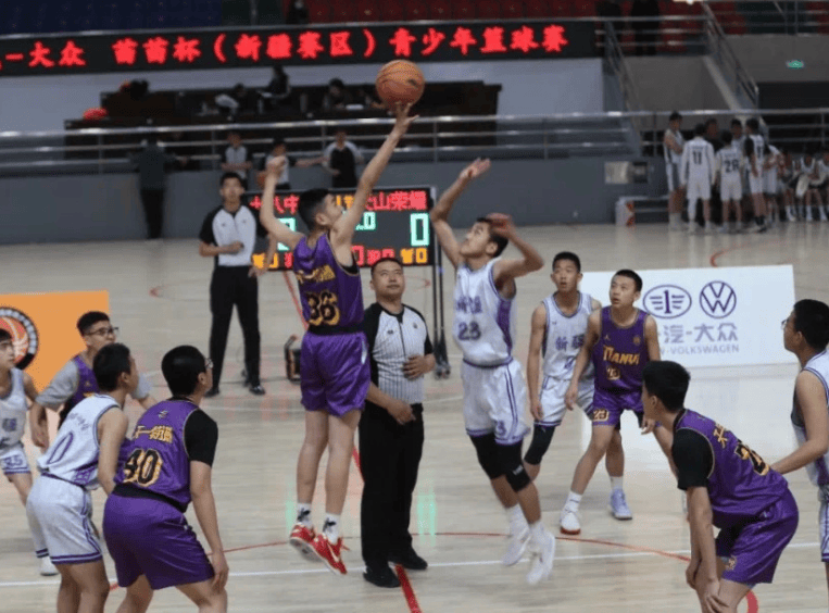 精英篮球赛事在各国轮番上演