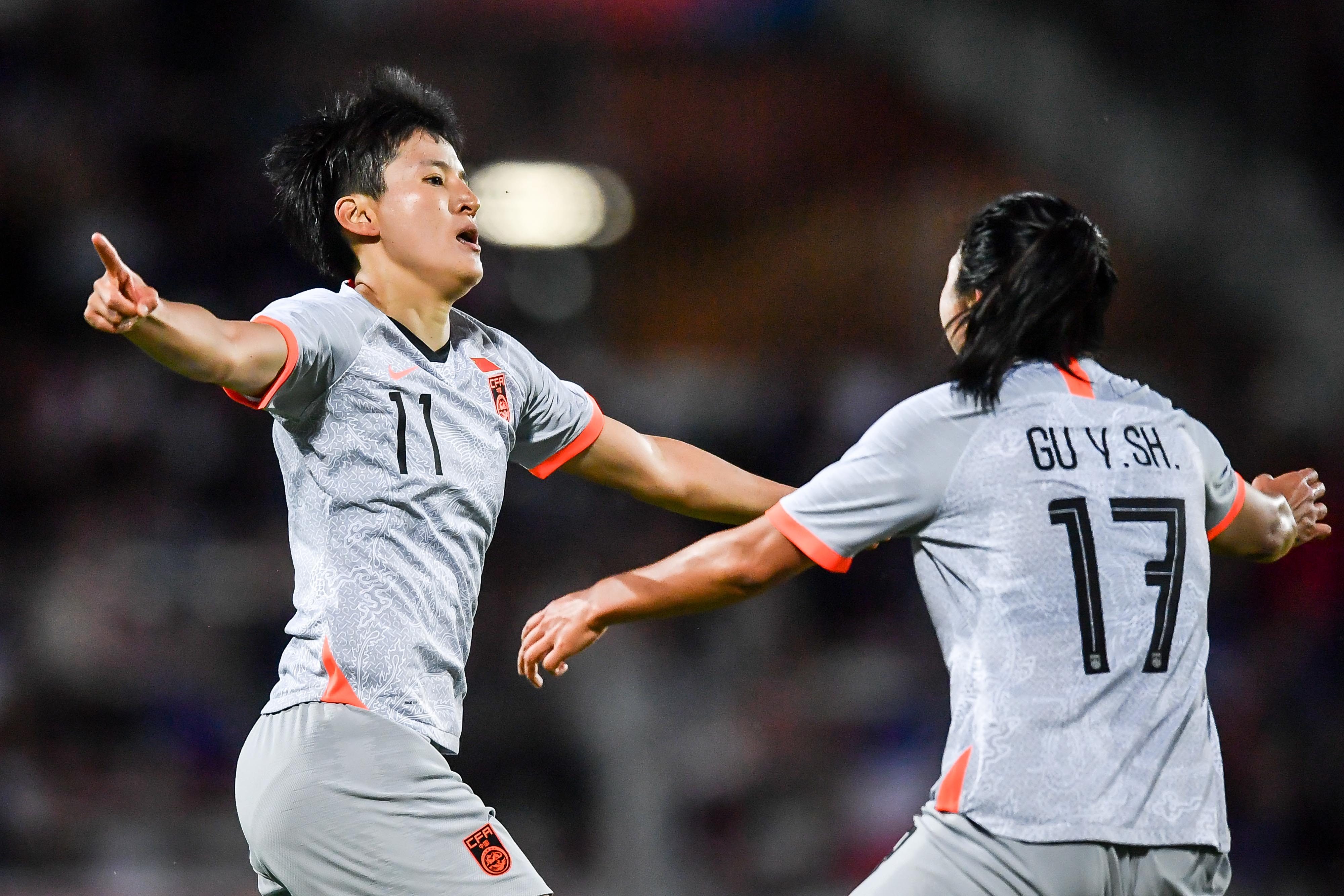 巴西女足队员积极备战,迎接未来挑战的简单介绍 巴西女足队员积极备战,迎接未来挑战的简单介绍