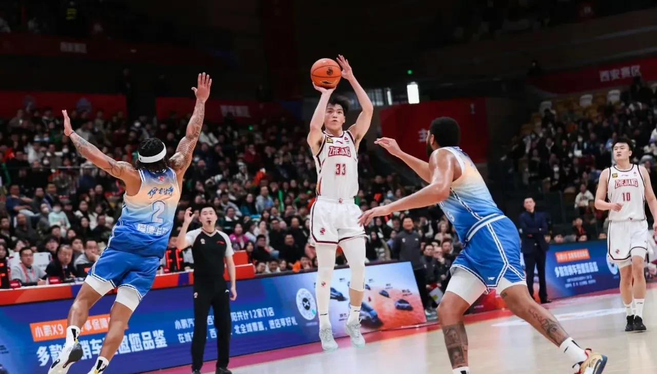 惊天逆转！CBA战队挺进四强