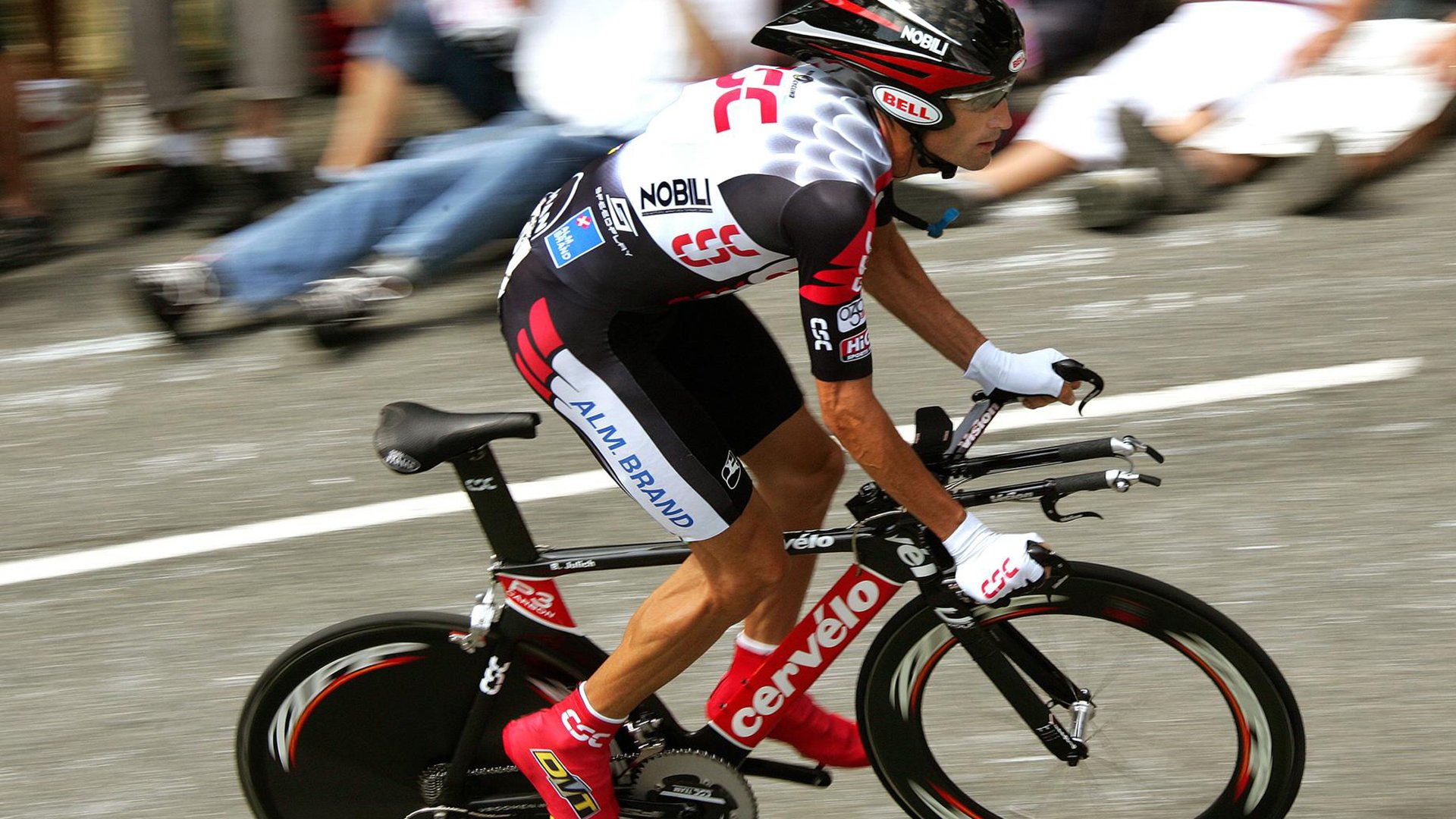 太阳对阵魔术，字母哥持续制造杀伤铸就比赛转折点