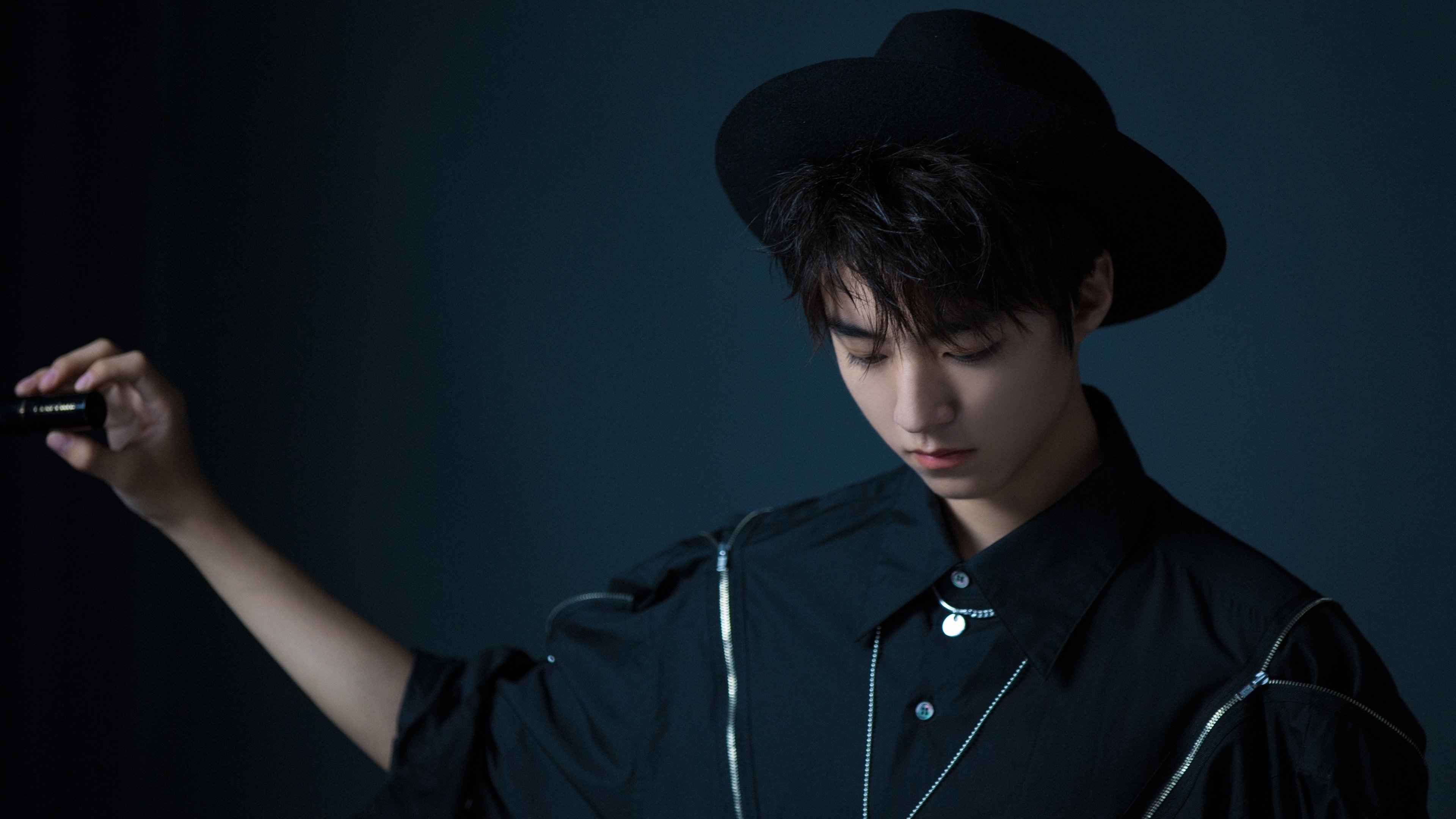 欧冠惊天冷门，埃及球队淘汰那不勒斯，库尔图瓦关键先生主宰赛场