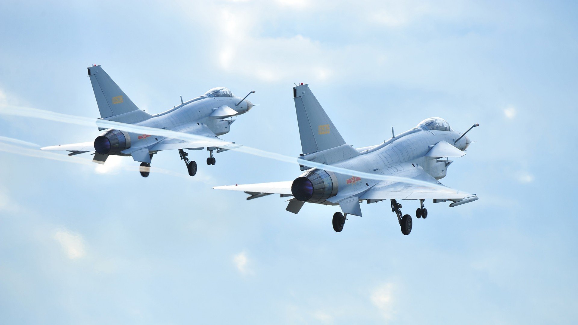 门将的扑救,当摩纳哥用血肉之躯,封锁沙特的金元洪流