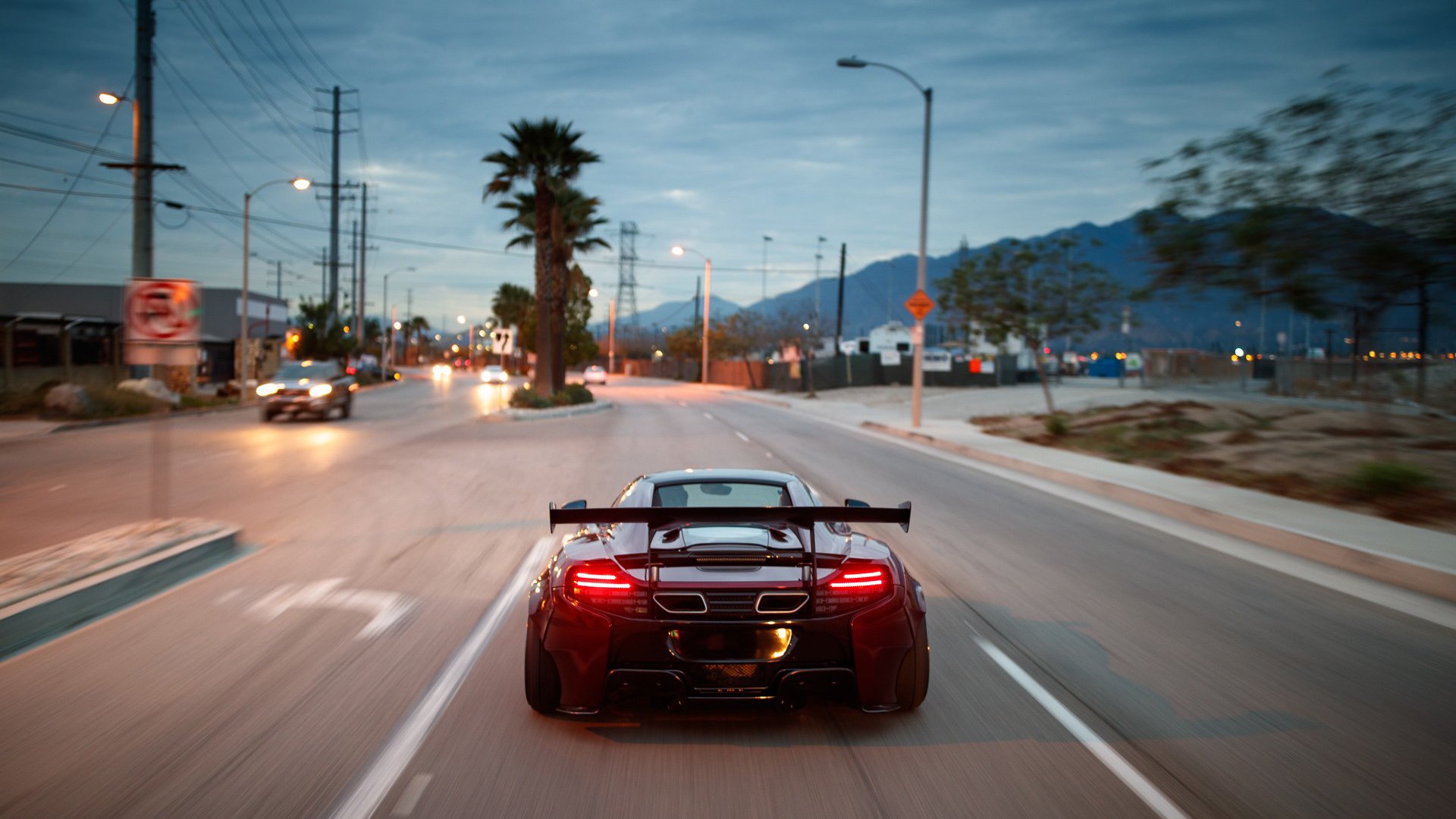 那不勒斯的飓风式压制，当格纳布里成为波兰的纪录粉碎机