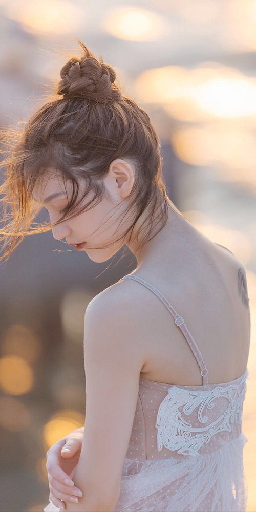 詹皇领衔湖人逆袭雄鹿,西部格局生变!世界排名争夺战焦点战震撼解析